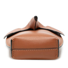 ロエベ アナグラム エレファントポケット 斜め掛け ミニショルダーバッグ ブラウン レザー レディース LOEWE 【中古】