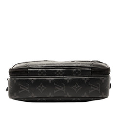 ルイ ヴィトン モノグラム エクリプス アルファ メッセンジャー ショルダーバッグ M46955 ブラック PVC レザー メンズ LOUIS VUITTON 【中古】