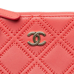 シャネル マトラッセ ダブルステッチ ココマーク タッセル ポーチ ピンク ラムスキン レディース CHANEL 【中古】