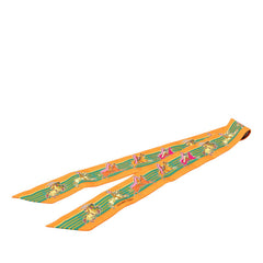 エルメス ツイリー Pani La Shar Pawnee パウニー族の首長 スカーフ オレンジ マルチカラー シルク レディース HERMES 【中古】