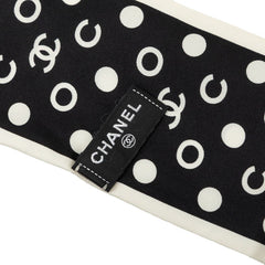 シャネル ココマーク 水玉 ドット柄 スカーフ ブラック ホワイト シルク レディース CHANEL 中古
