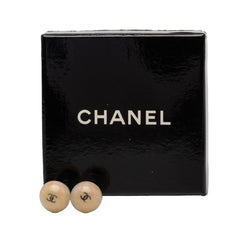シャネル ココマーク ヴィンテージ ラウンド スタッドピアス 99P刻印 ホワイト プラスチック メタル レディース CHANEL 【中古】