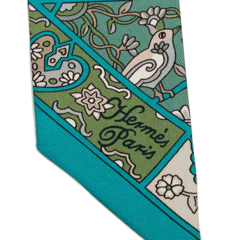 エルメス ツイリー Au Pays des Oiseaux Fleurs 花咲く鳥たちの国で スカーフ ブルー マルチカラー シルク レディース HERMES 【中古】