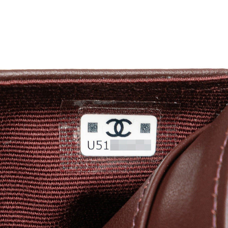 シャネル マトラッセ ココマーク 三つ折り財布 ブラック キャビアスキン レディース CHANEL 【中古】