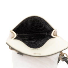 プラダ ロゴ スマホショルダーバッグ スマートフォンケース 2ZH068 ホワイト ブラック サフィアーノレザー レディース PRADA 中古