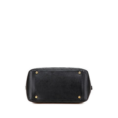 シャネル マトラッセ ココマーク チェーン ハンドバッグ ワンショルダーバッグ ブラック キャビアスキン レディース CHANEL 【中古】