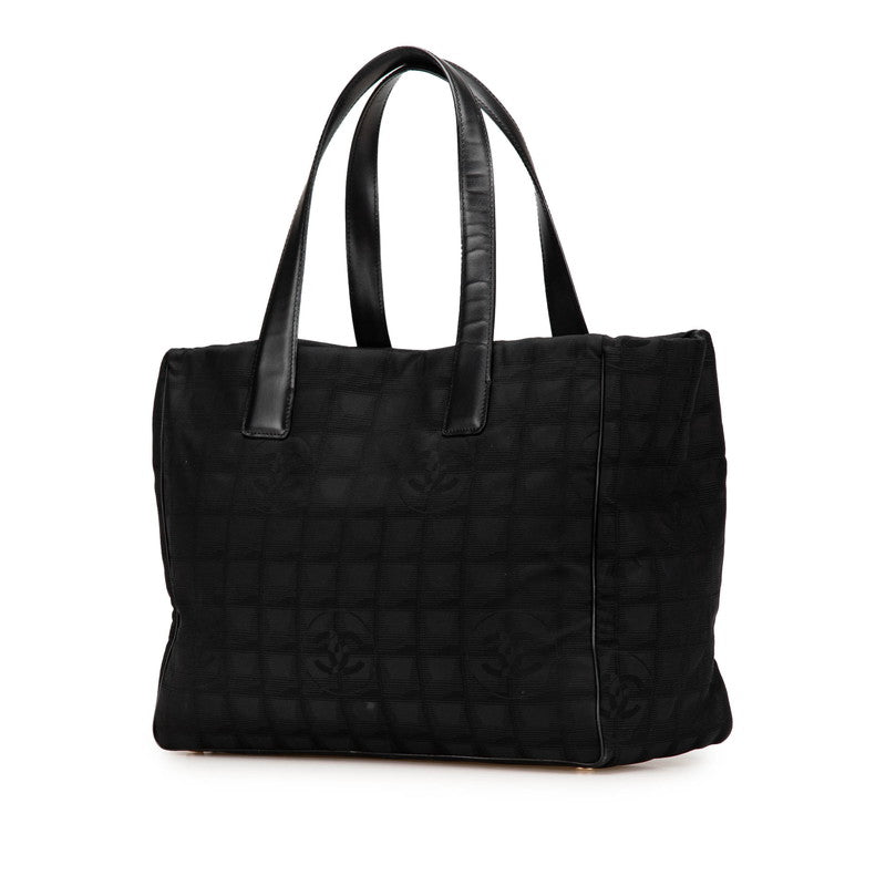 シャネル ニュートラベルラインMM ココマーク トートバッグ ショルダーバッグ ブラック ナイロン レザー レディース CHANEL 【中古】