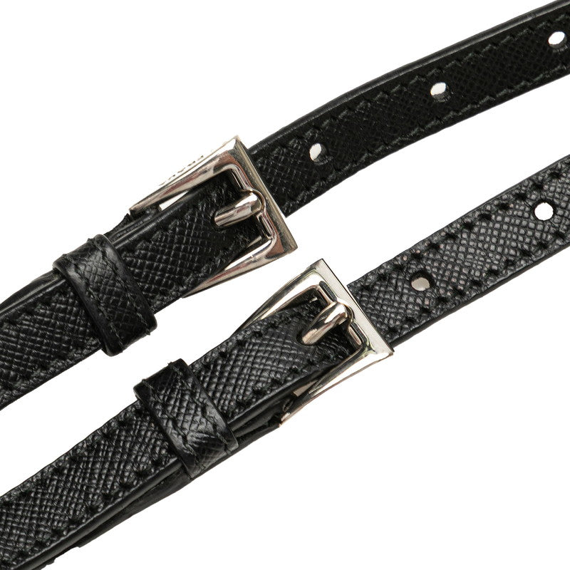 プラダ ロゴ 斜め掛け ショルダーバッグ ブラック サフィアーノ レザー レディース PRADA 【中古】