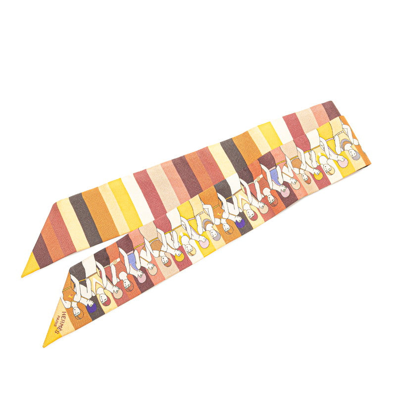 エルメス ツイリー LES BAIGNEUSES 水遊びをする人 スカーフ ベージュ マルチカラー シルク レディース HERMES 【中古】