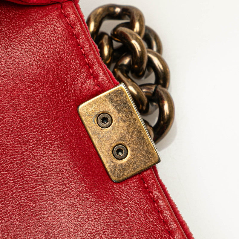 シャネル マトラッセ ボーイシャネル ココマーク チェーン ショルダーバッグ レッド グリーン ベロア レザー レディース CHANEL 【中古】
