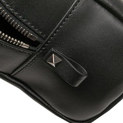 ヴァレンティノ VLTNロゴ ポーチ ブラック レザー レディース VALENTINO 【中古】