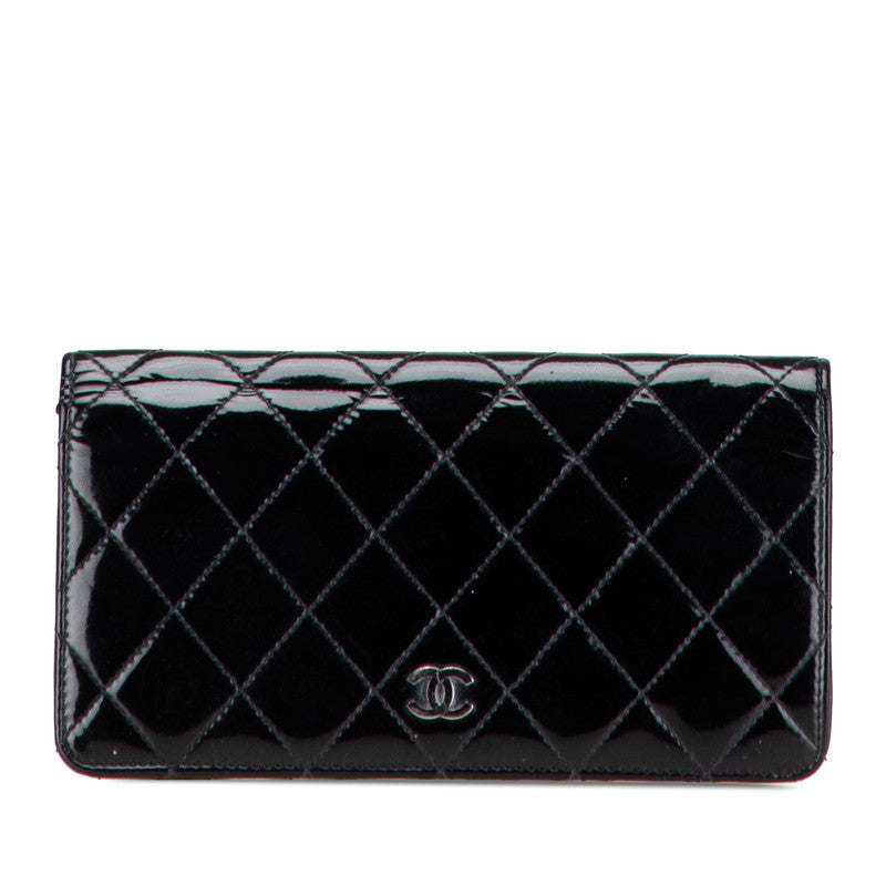 シャネル マトラッセ ココマーク 長財布 ブラック エナメル レザー レディース CHANEL 【中古】
