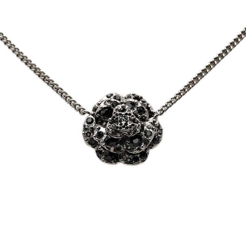 シャネル カメリア ココマーク ネックレス シルバー ブラック メタル ラインストーン レディース CHANEL 【中古】